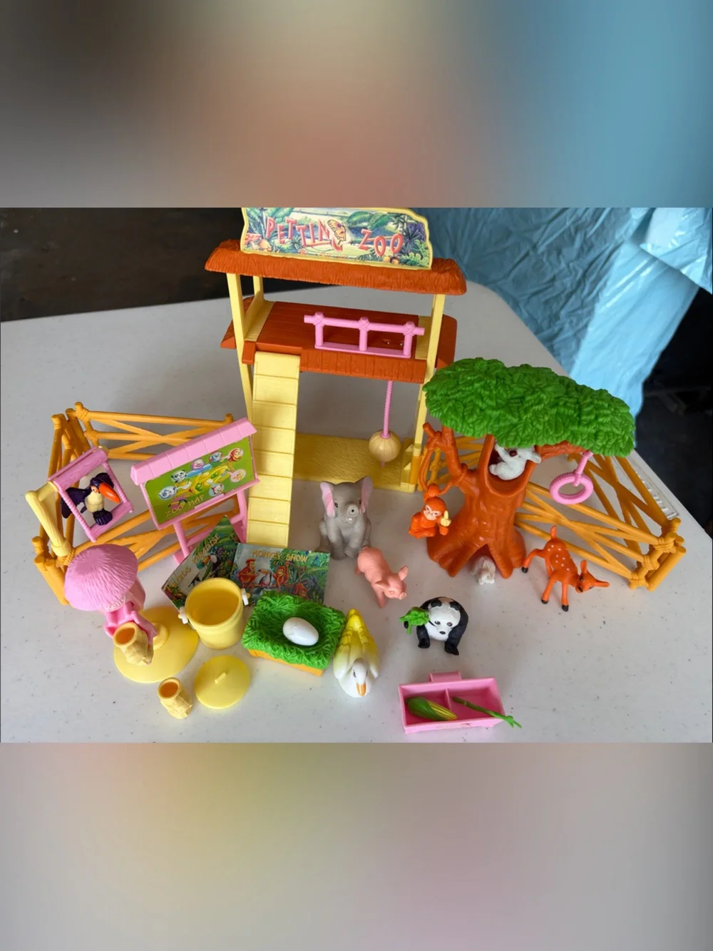 Kelly Barbie Zoo - Pink & Yellow